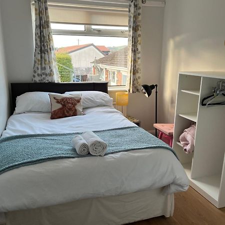 Bellevue Bungalow - Comfortable Home With Amazing Views 벨파스트 외부 사진