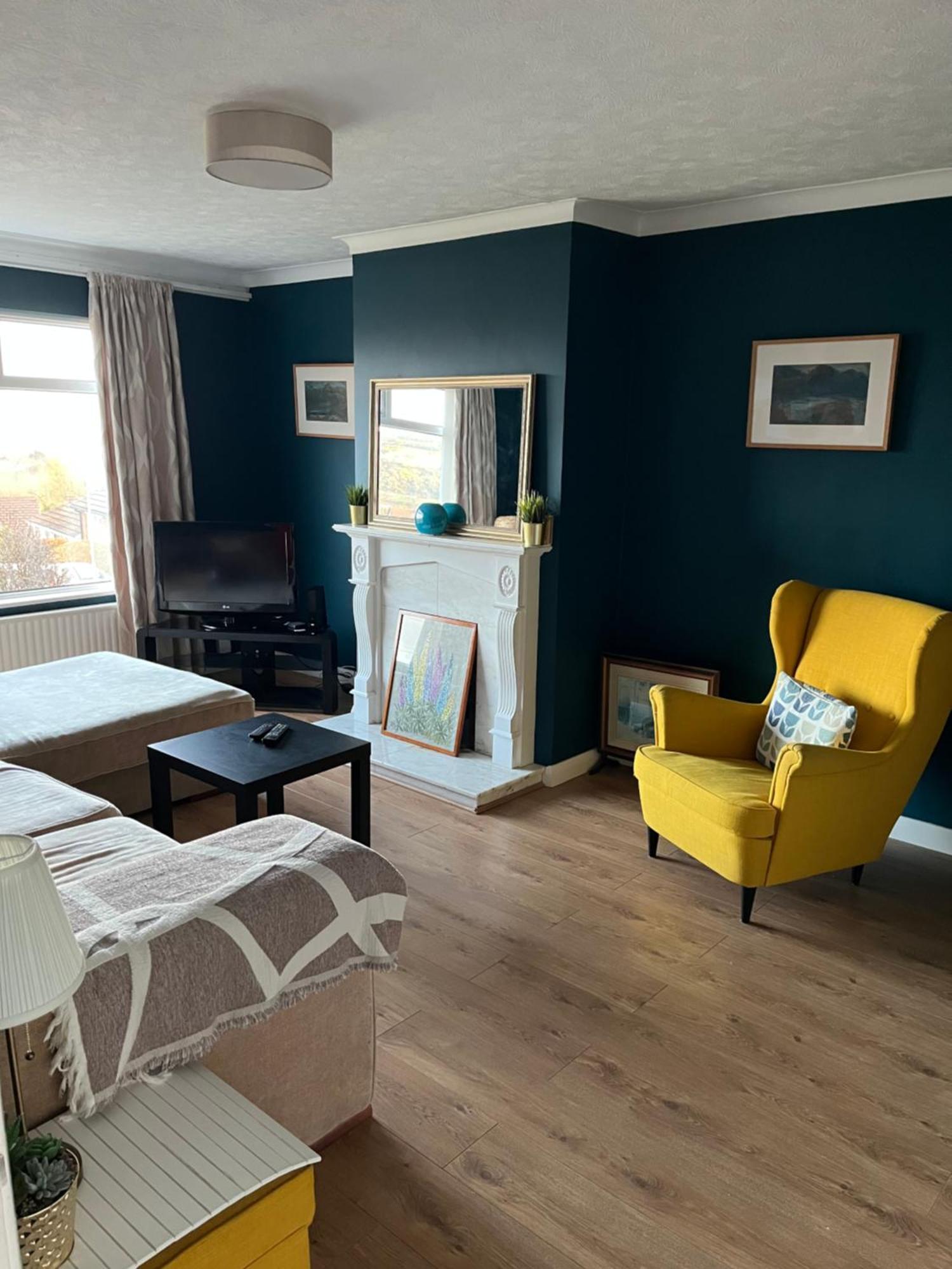 Bellevue Bungalow - Comfortable Home With Amazing Views 벨파스트 외부 사진
