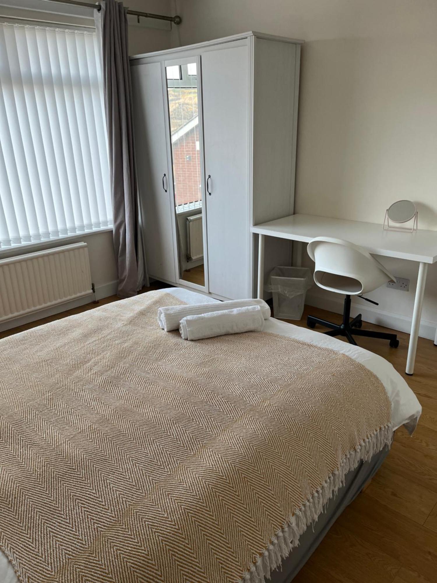 Bellevue Bungalow - Comfortable Home With Amazing Views 벨파스트 외부 사진